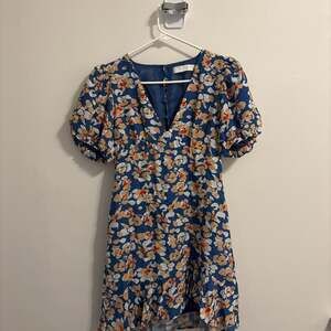 ASTR The Label Jadine Puff Sleeve Floral Mini Dress